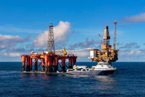 Plataformas e instalaciones offshore